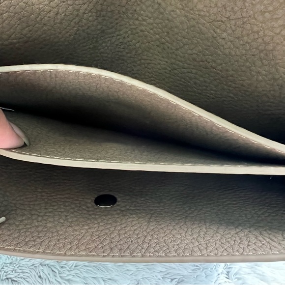 Wristlet - Picture 8 of 10